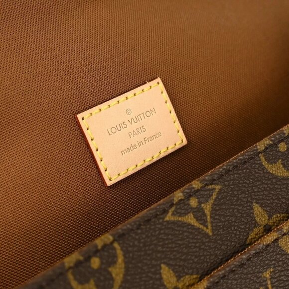 Louis Vuitton Monogram Messenger Bosphore PM Shoulder Bag - Picture 10 of 10